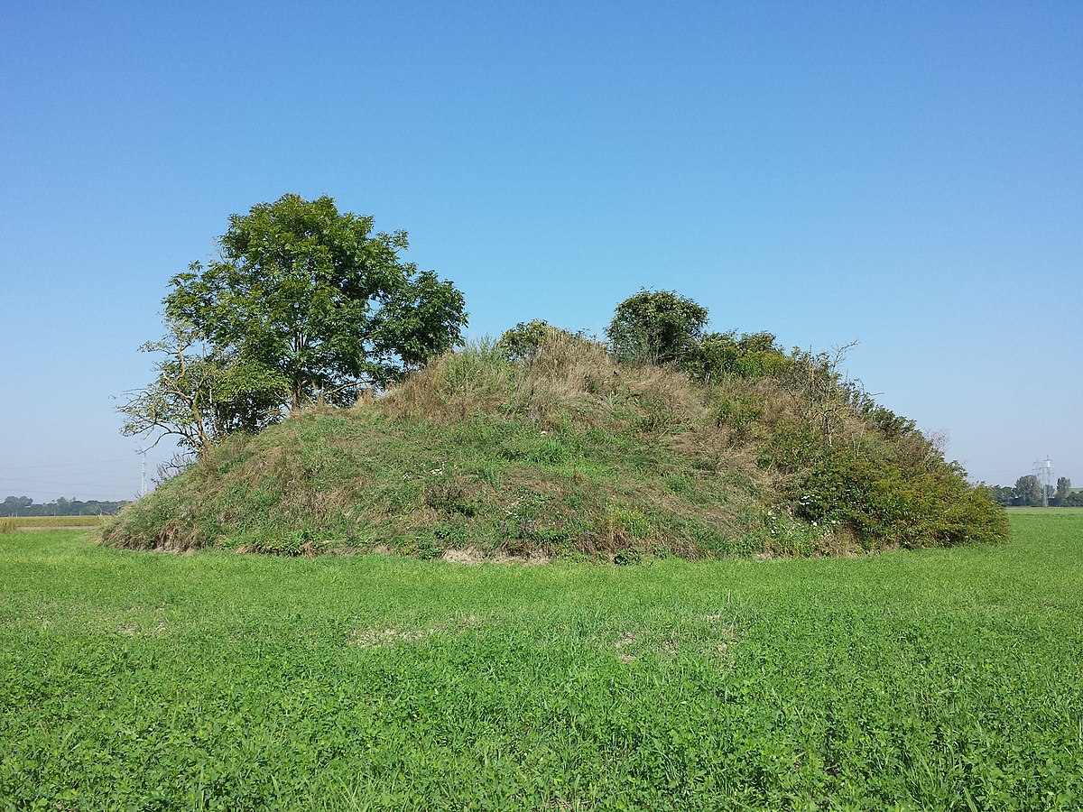 Hügelgrab Löwenberg (PID:172767) Hügelgrab Löwenberg
