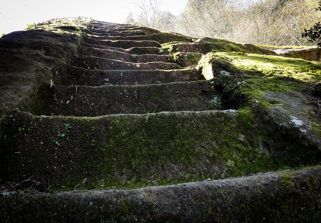 Click for full size image of Bomarzo Etruscan 'Pyramid' Altar (PID:145081) Bomarzo Etruscan 'Pyramid' Altar