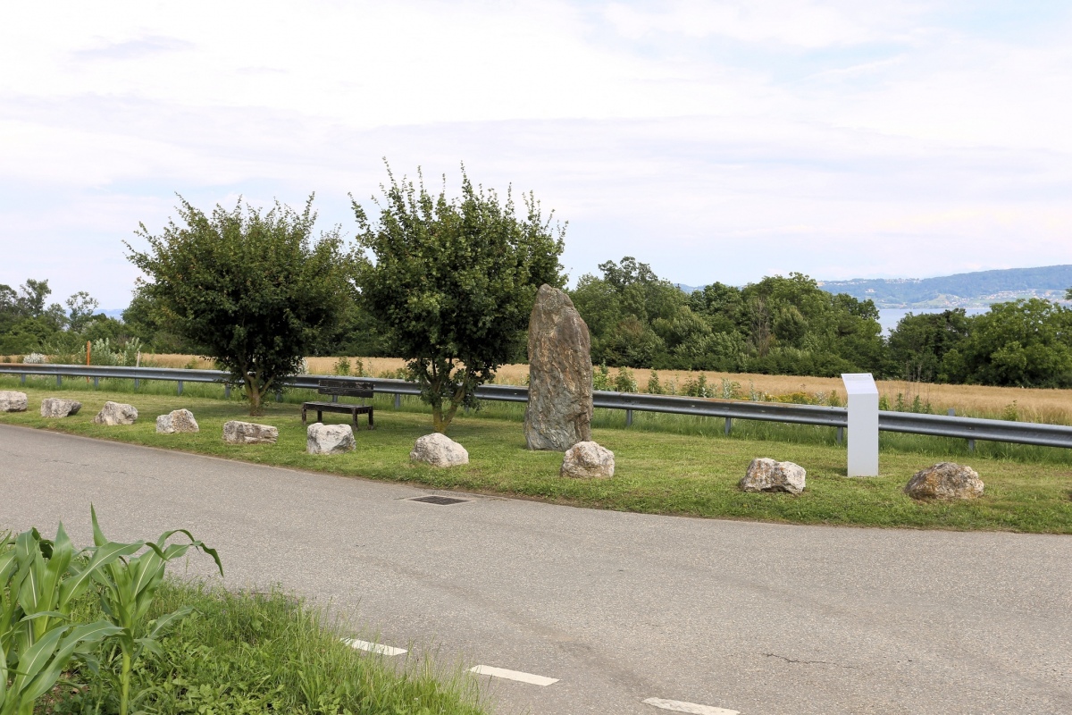 Menhir de La Varnette