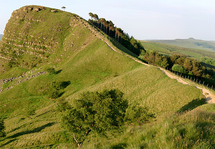 Click for full size image of Mam Tor (PID:29170) Mam Tor