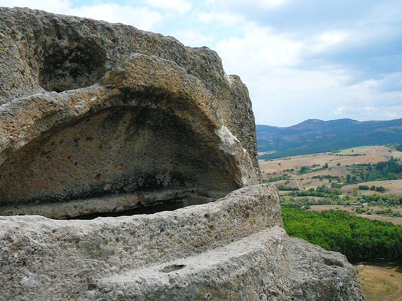 Click for full size image of Tatul Thracian Temple (PID:126366) Tatul Thracian Temple