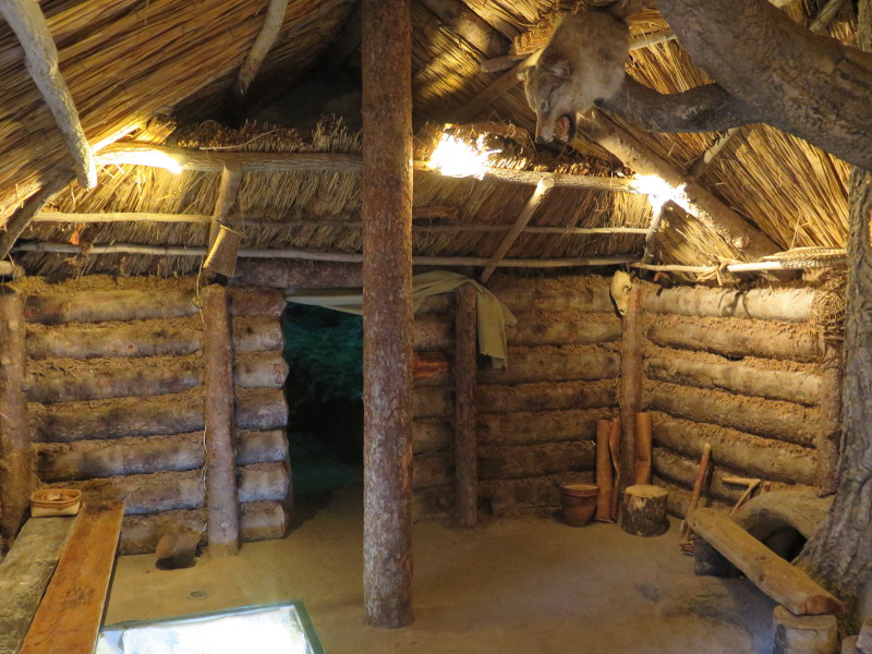 Click for full size image of Khabarovsk Archaeology Museum (PID:172875) Khabarovsk Archaeology Museum