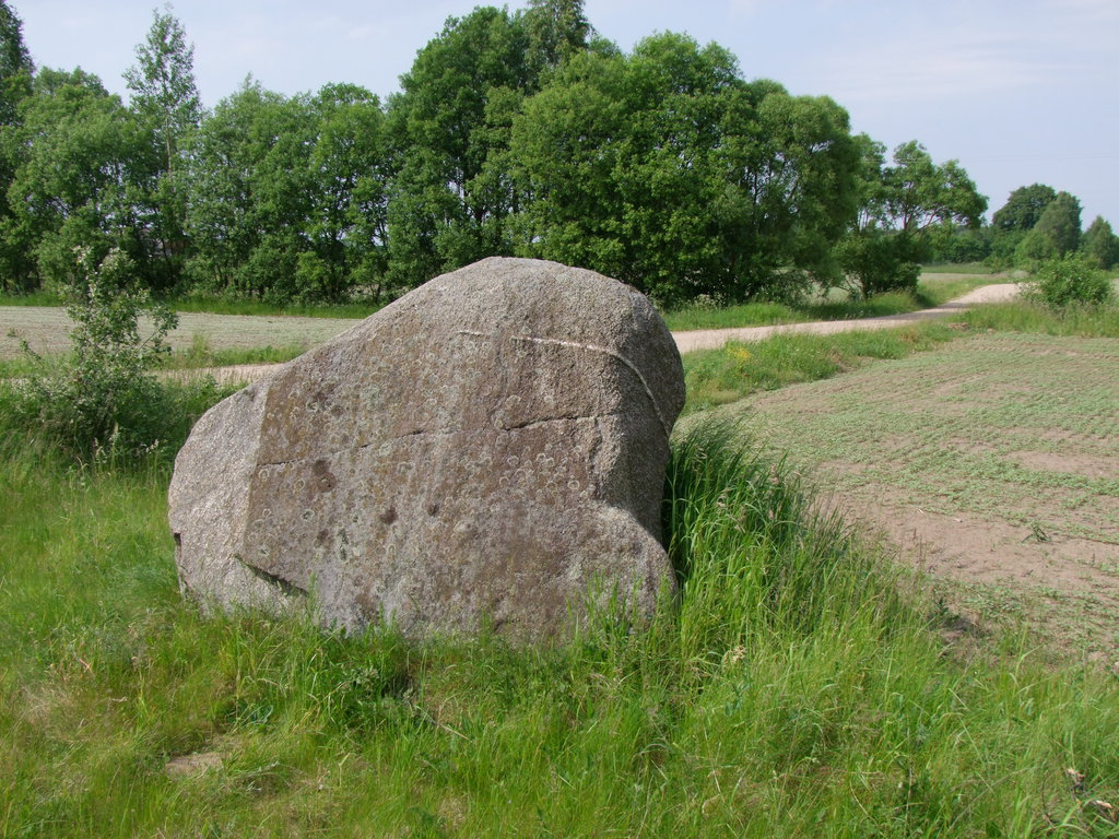 The T-junction at which the stone stood as a landmark.  June 2015.

