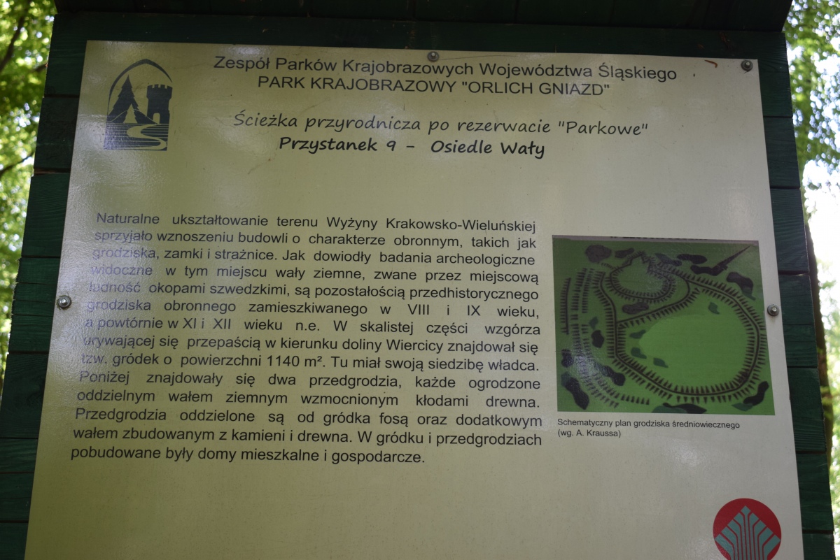 Click for full size image of Grodzisko Wały - Potok Złoty (PID:275241) Grodzisko Wały - Potok Złoty