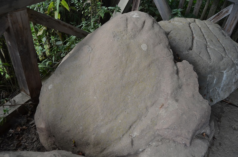 Abstract rock art on the 2nd stone.
