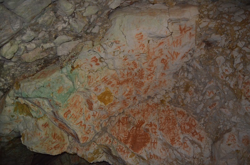 Click for full size image of Chindiei 2 Cave (PID:136431) Chindiei 2 Cave