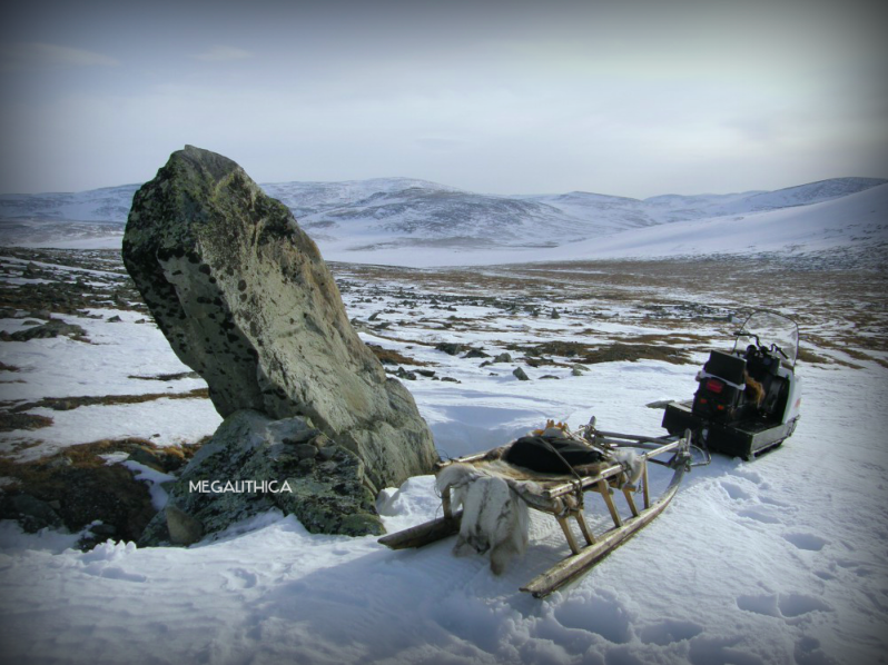 Shrine Stone Grandfather
of Yamal region (Russia)

Megalithica.ru