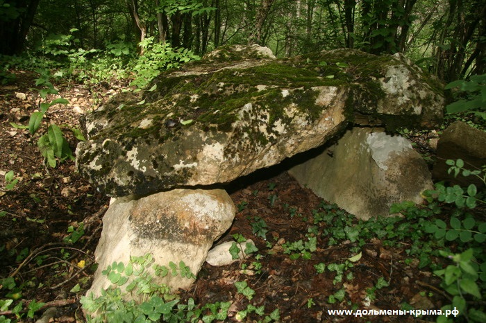 Click for full size image of Dolmens Of Krasnosyolovka (PID:142586) Dolmens Of Krasnosyolovka