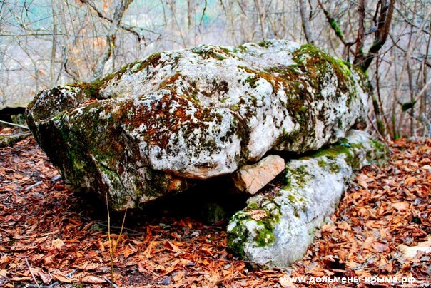 Click for full size image of Dolmens Of Krasnosyolovka (PID:142587) Dolmens Of Krasnosyolovka
