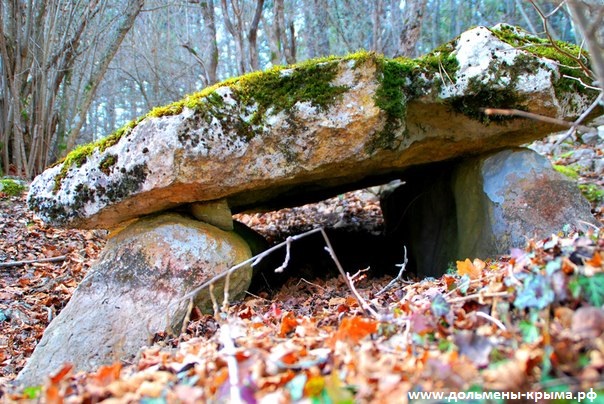 Click for full size image of Dolmens Of Krasnosyolovka (PID:142588) Dolmens Of Krasnosyolovka