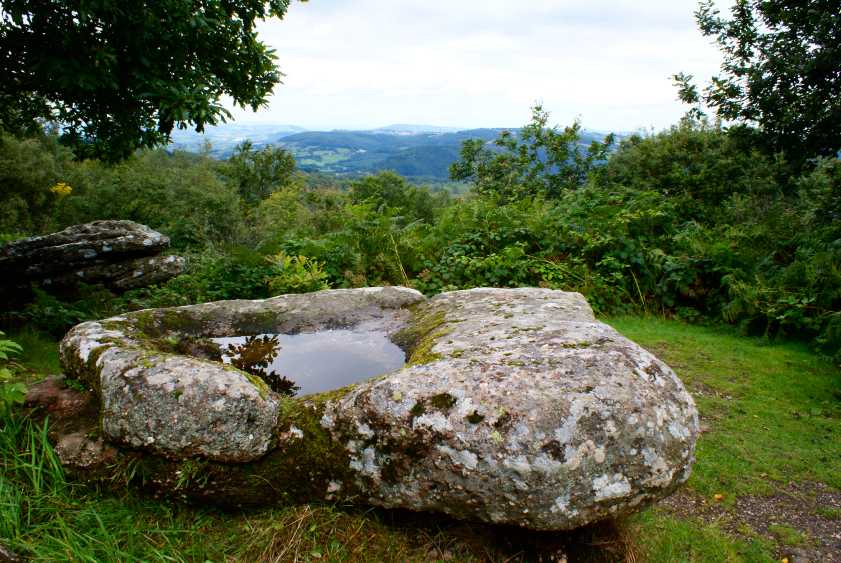 Click for full size image of The Buck Stone (Gloucestershire) (PID:74338) The Buck Stone (Gloucestershire)