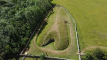 Click for full size image of Belas Knap (PID:246927) Belas Knap