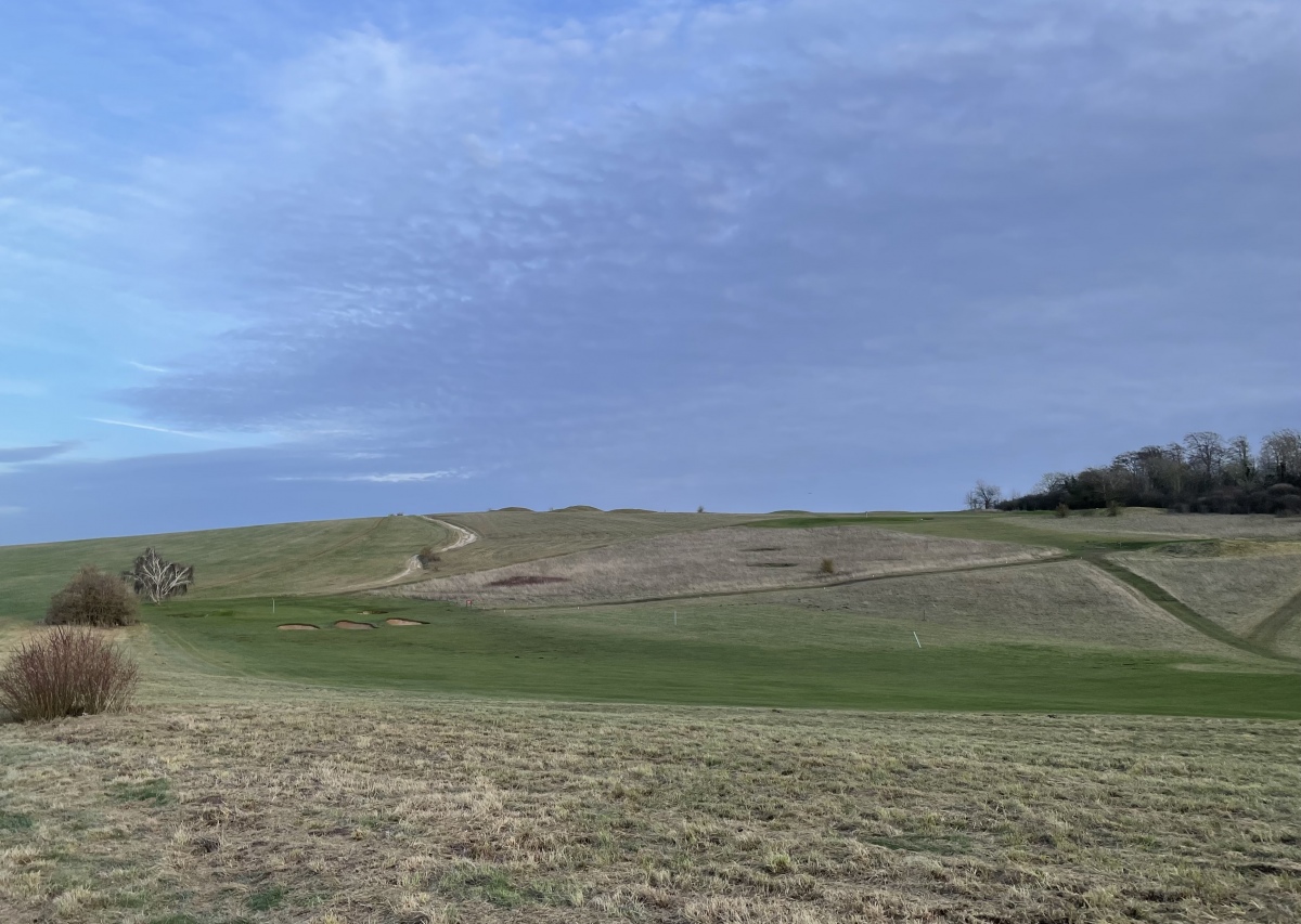 Click for full size image of Therfield Heath Five Hills (PID:284560) Therfield Heath Five Hills