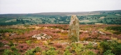 Click for full size image of Danby Rigg Cairn With Standing Stone (PID:117269) Danby Rigg Cairn With Standing Stone