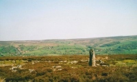 Click for full size image of Danby Rigg Cairn With Standing Stone (PID:116548) Danby Rigg Cairn With Standing Stone