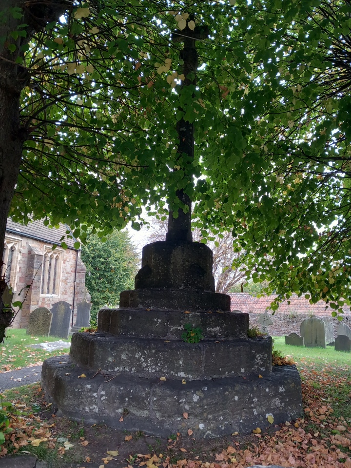 Portishead Churchyard Cross
