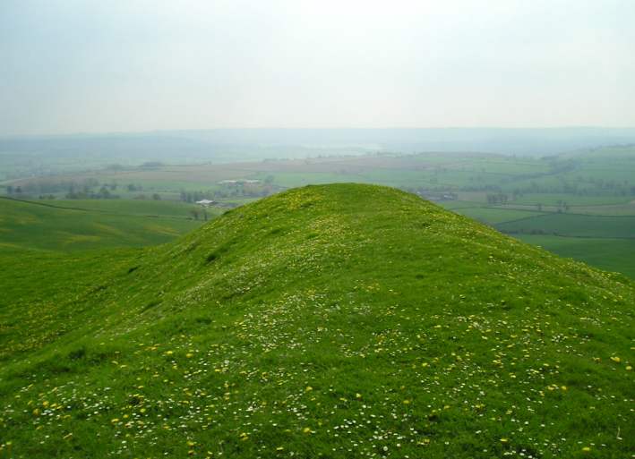 Maes Knoll