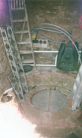 Click for full size image of St. John's Well (Somerset) (PID:71847) St. John's Well (Somerset)