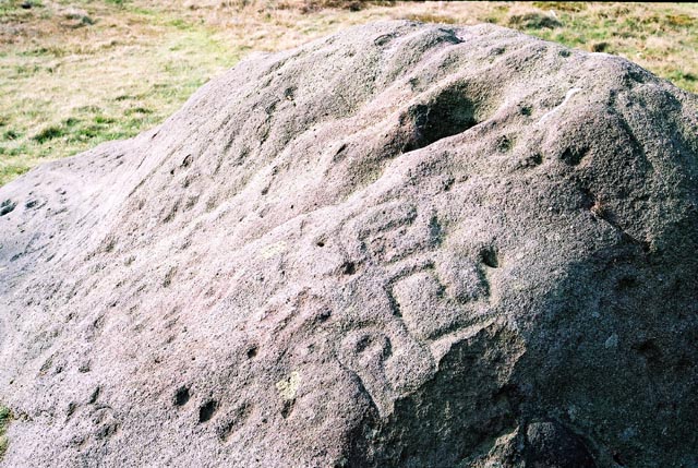 Click for full size image of Badger Stone, Ilkley Moor, West Yorkshire (PID:2556) Badger Stone, Ilkley Moor, West Yorkshire