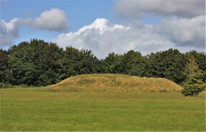 Longstones Barrow