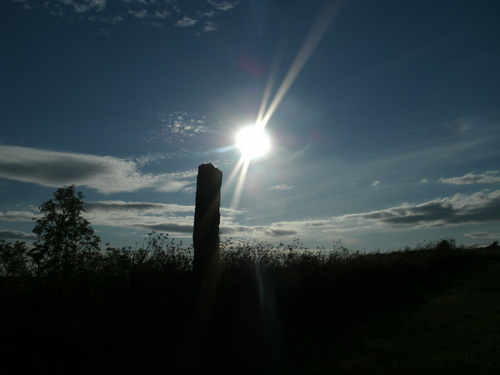 Click for full size image of Long Tom (Avebury) (PID:98383) Long Tom (Avebury)