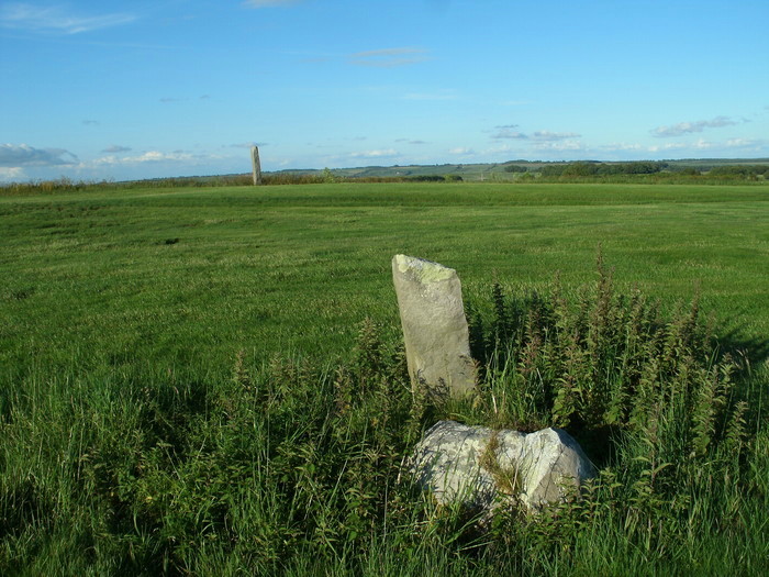 Click for full size image of Long Tom (Avebury) (PID:133515) Long Tom (Avebury)