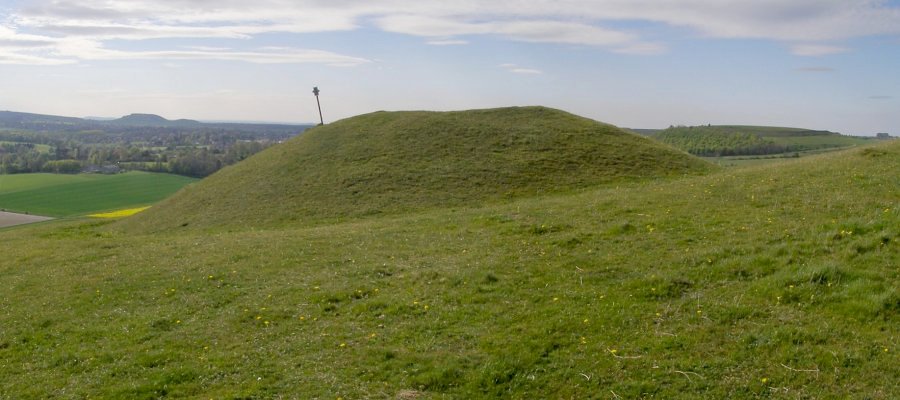Click for full size image of Scratchbury Camp barrows (PID:29265) Scratchbury Camp barrows