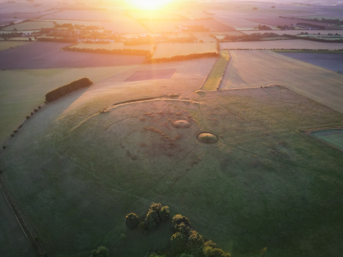 Click for full size image of Windmill Hill (Avebury) (PID:277089) Windmill Hill (Avebury)