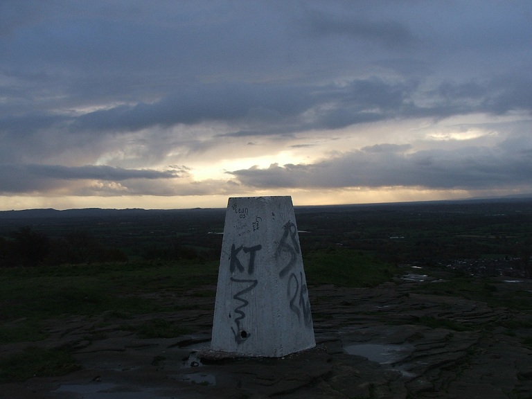 Click for full size image of Helsby Hill (PID:100798) Helsby Hill