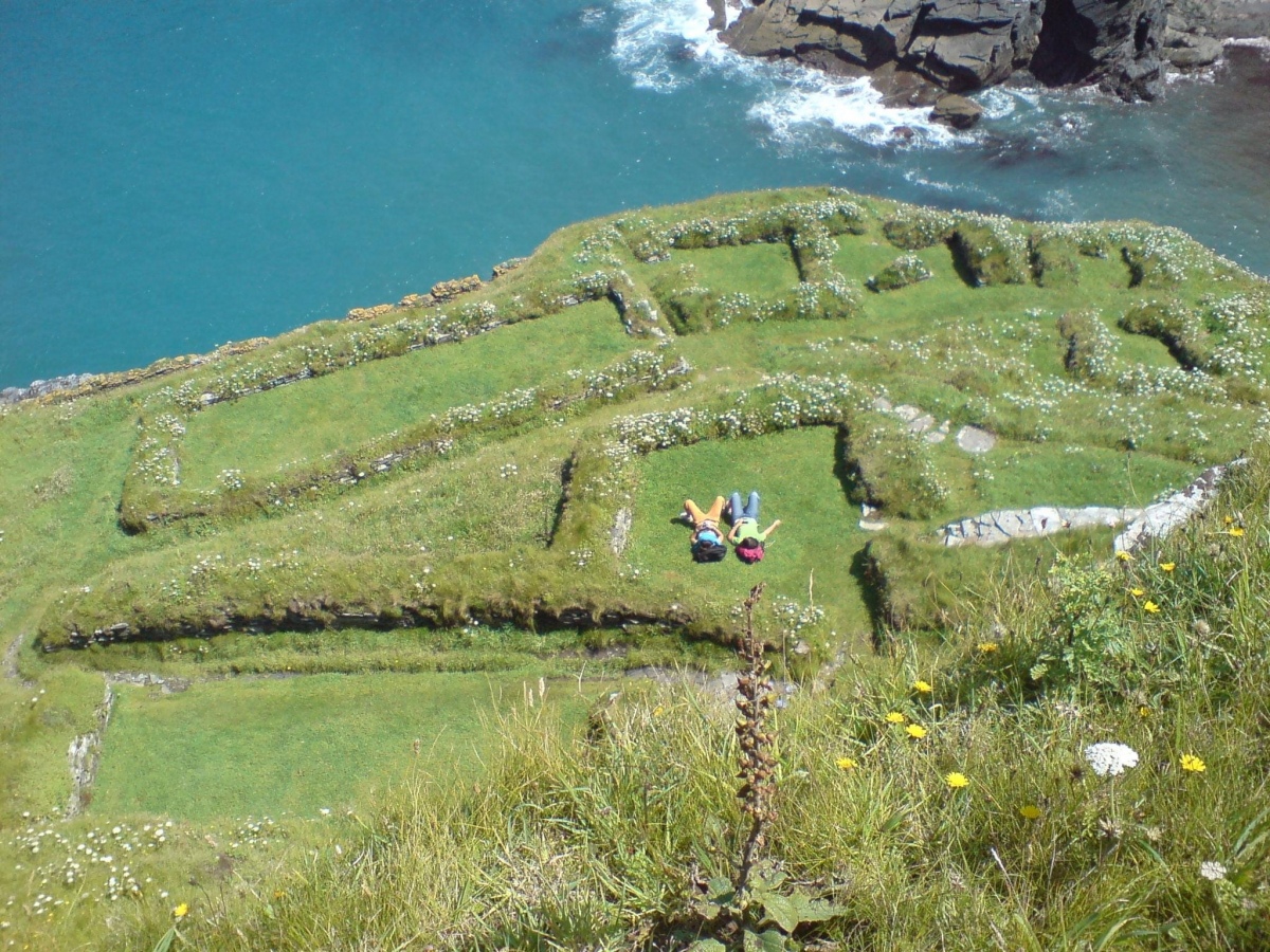 Click for full size image of Tintagel Cliff Castle (PID:233817) Tintagel Cliff Castle