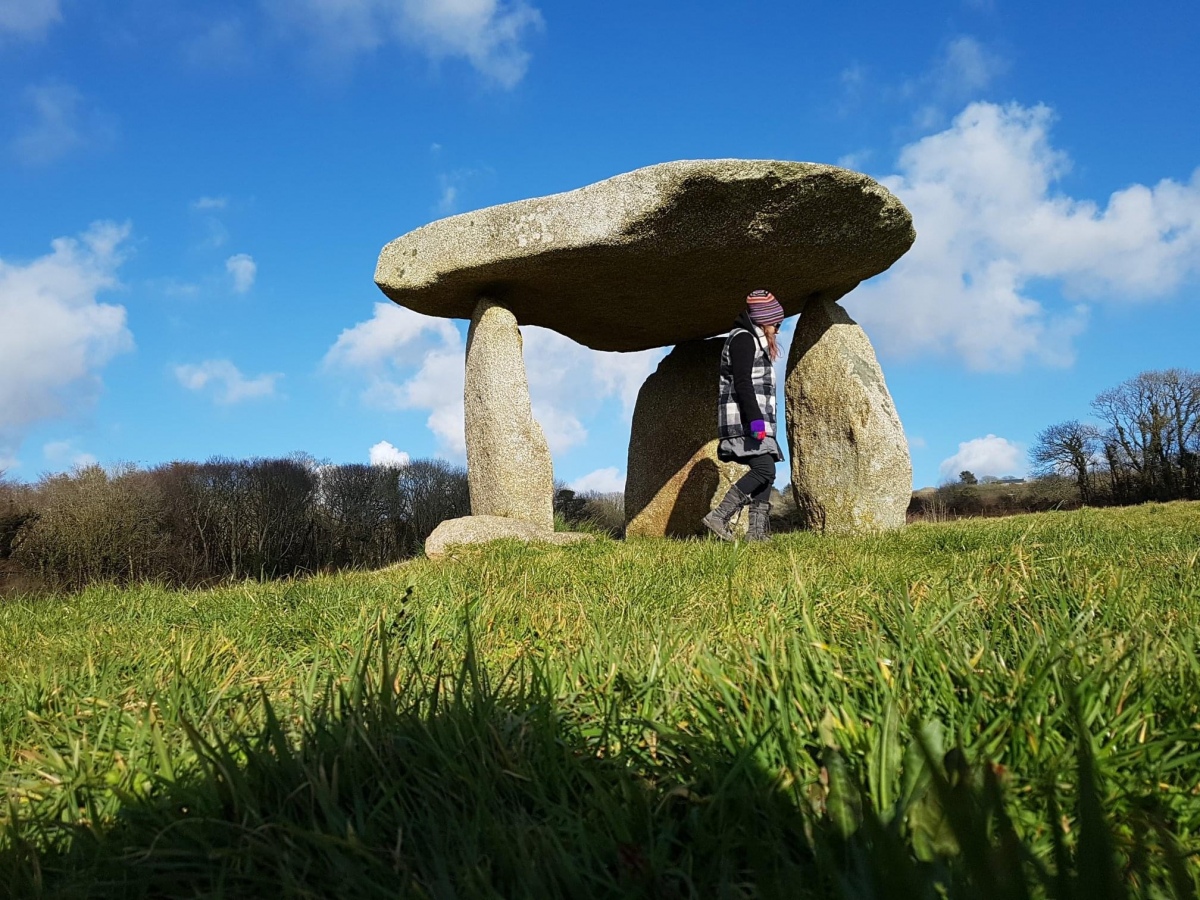 Click for full size image of Carwynnen Quoit (PID:230468) Carwynnen Quoit
