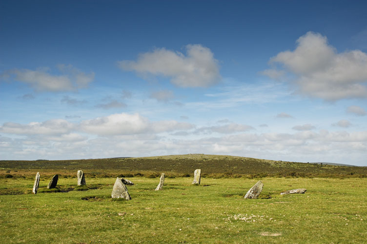 Click for full size image of Nine Stones (Altarnun) (PID:72369) Nine Stones (Altarnun)
