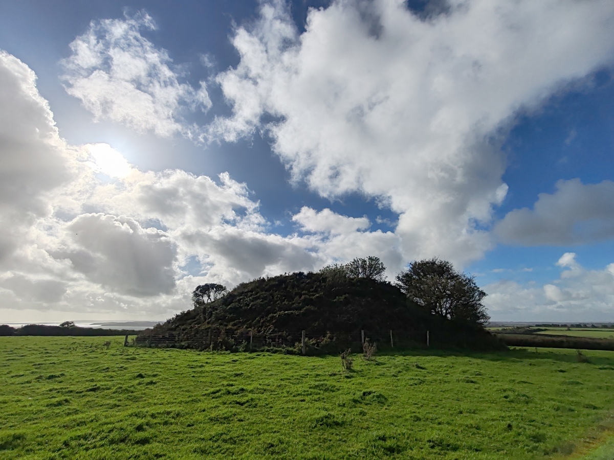 Click for full size image of Veryan Barrow (PID:279892) Veryan Barrow