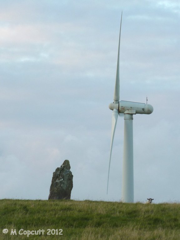 Click for full size image of St Breock Downs Menhir (PID:101745) St Breock Downs Menhir