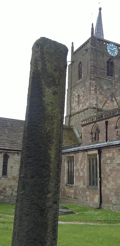 St Mary's Churchyard Cross (Wirksworth)