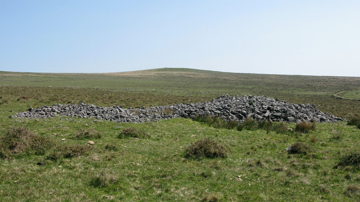 Shell Top Chambered Cairn