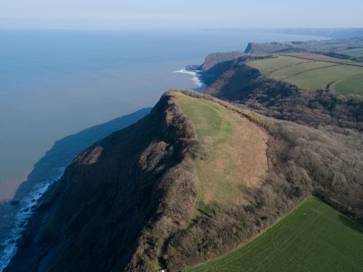 Click for full size image of Windbury Head Fort (PID:273581) Windbury Head Fort