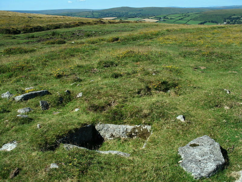 Blackslade Down Cairn and Cist