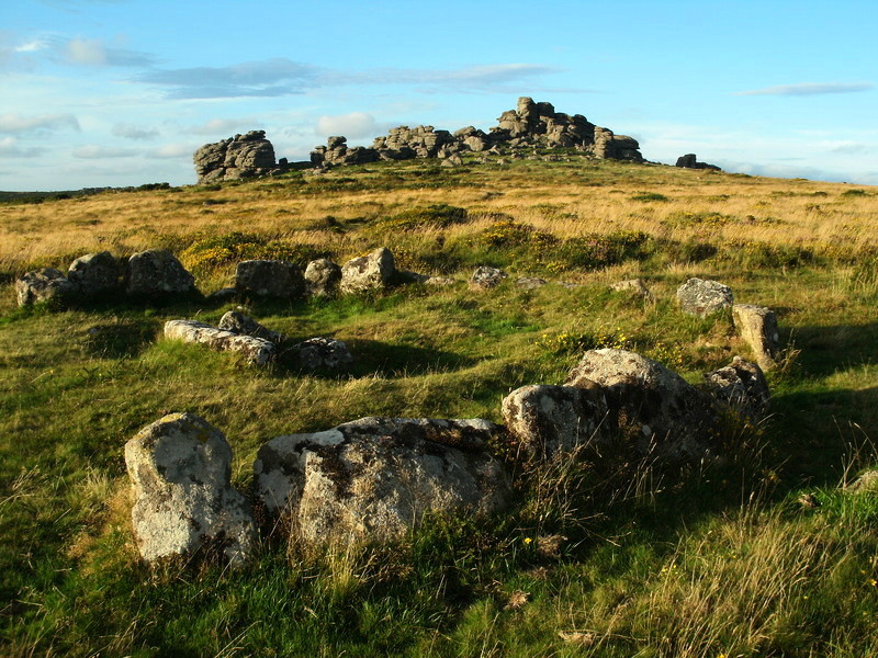 Click for full size image of Hound Tor Ring Cairn (PID:111914) Hound Tor Ring Cairn