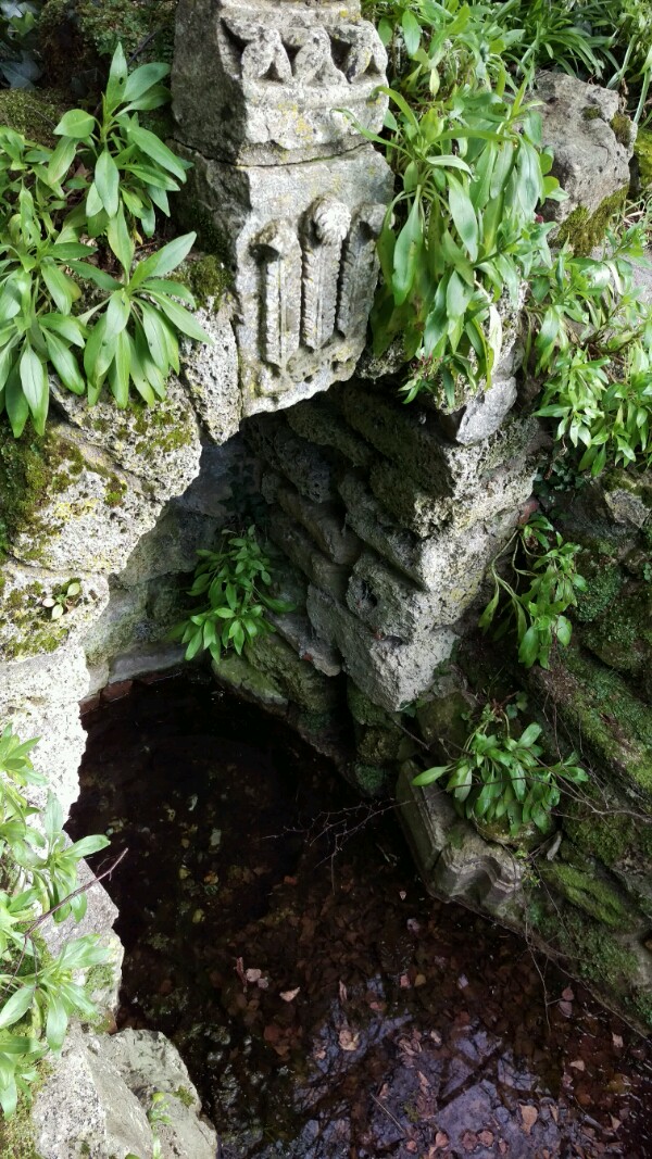 Click for full size image of Black Prince's Well (PID:145629) Black Prince's Well