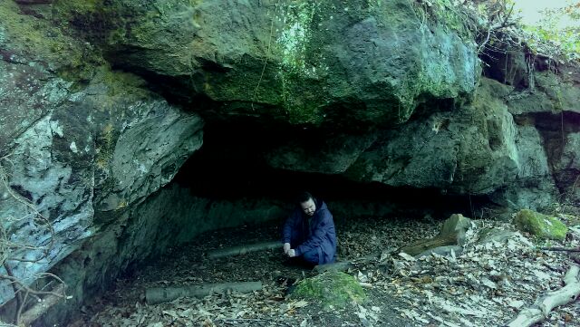 Click for full size image of Oldbury Rock Shelters (PID:130543) Oldbury Rock Shelters