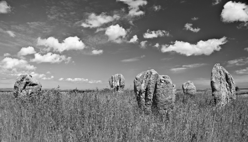 Click for full size image of Duddo Five Stones (PID:60475) Duddo Five Stones