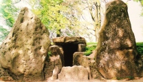 Click for full size image of Wayland's Smithy (PID:62547) Wayland's Smithy