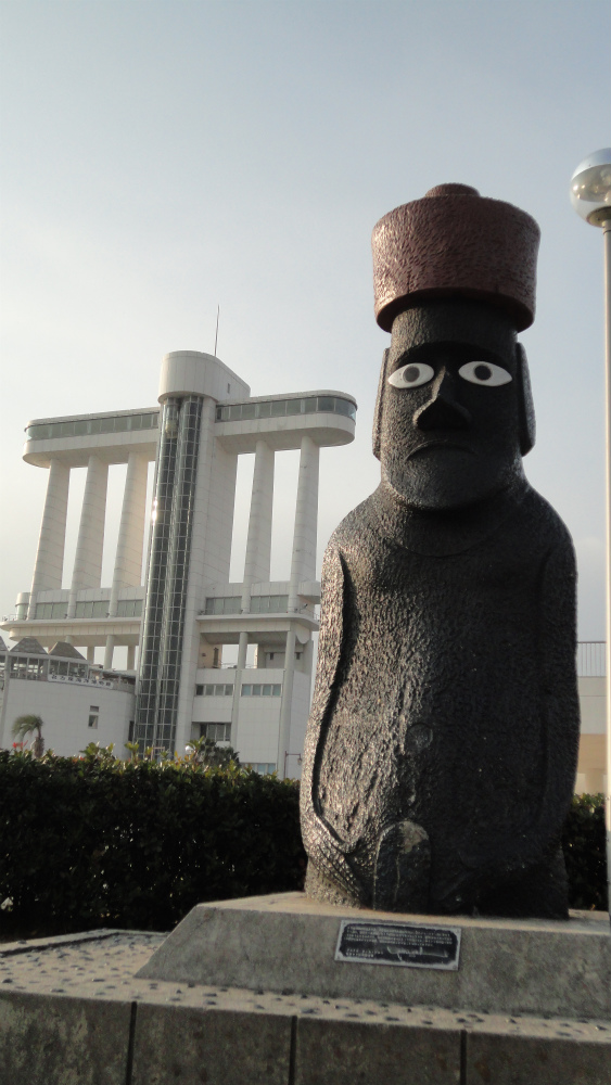 Nagoya port Moai (PID:131739) Nagoya port Moai