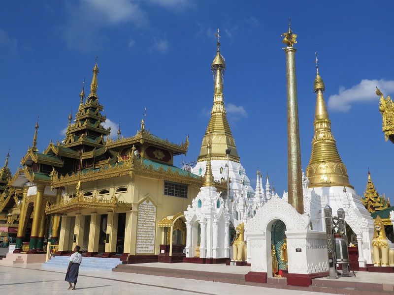 Click for full size image of Shwedagon Pagoda (PID:187657) Shwedagon Pagoda