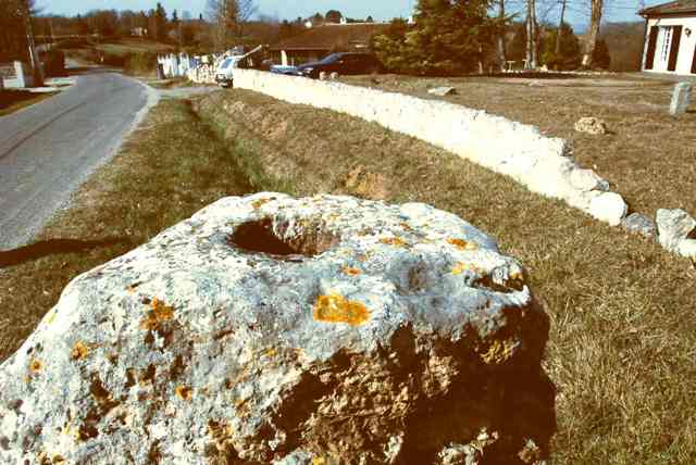 Menhir de Higaros