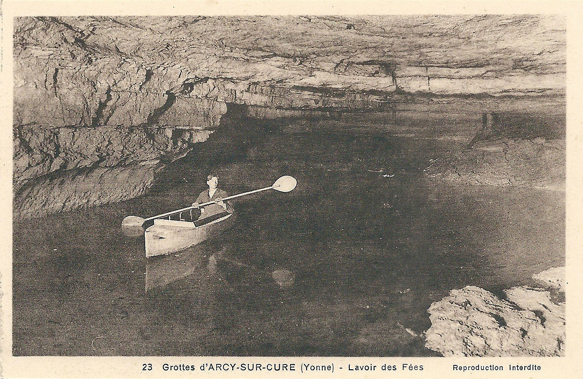 Click for full size image of Grottes d'Arcy-sur-Cure (PID:148395) Grottes d'Arcy-sur-Cure