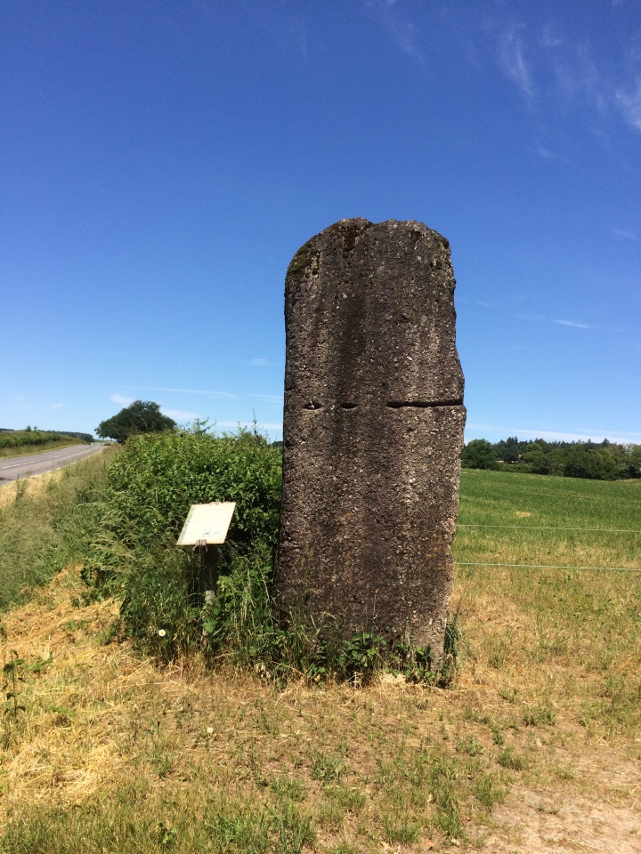 Chigy Menhir