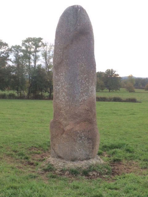 Click for full size image of Menhir-Sainte-Christine (PID:185762) Menhir-Sainte-Christine