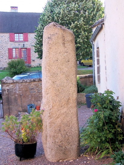 Cimetière Menhir (PID:49699) Cimetière Menhir